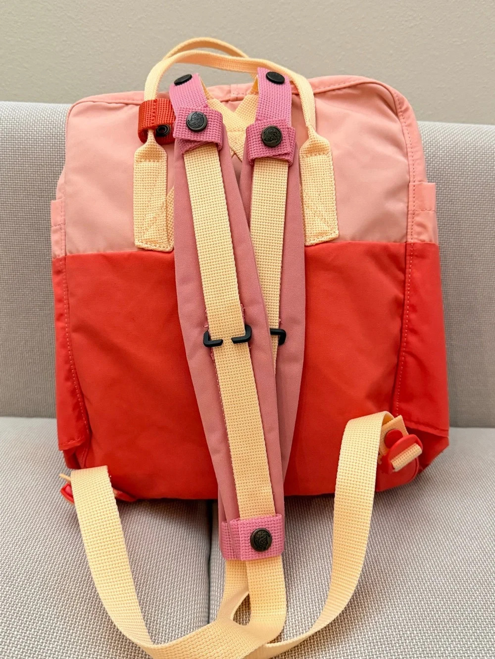 Kånken Two-Tone Coral Backpack